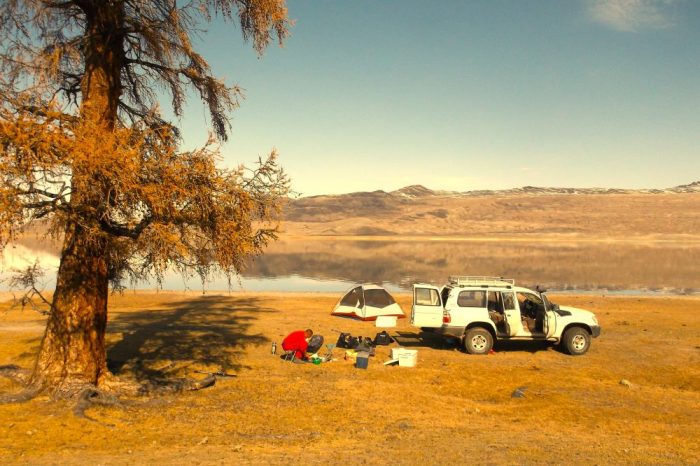 Jeep tour in western Mongolia